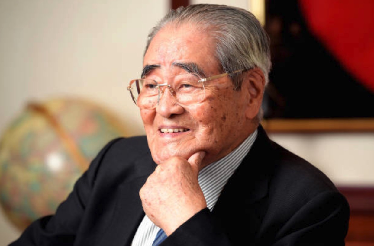 takuya okada