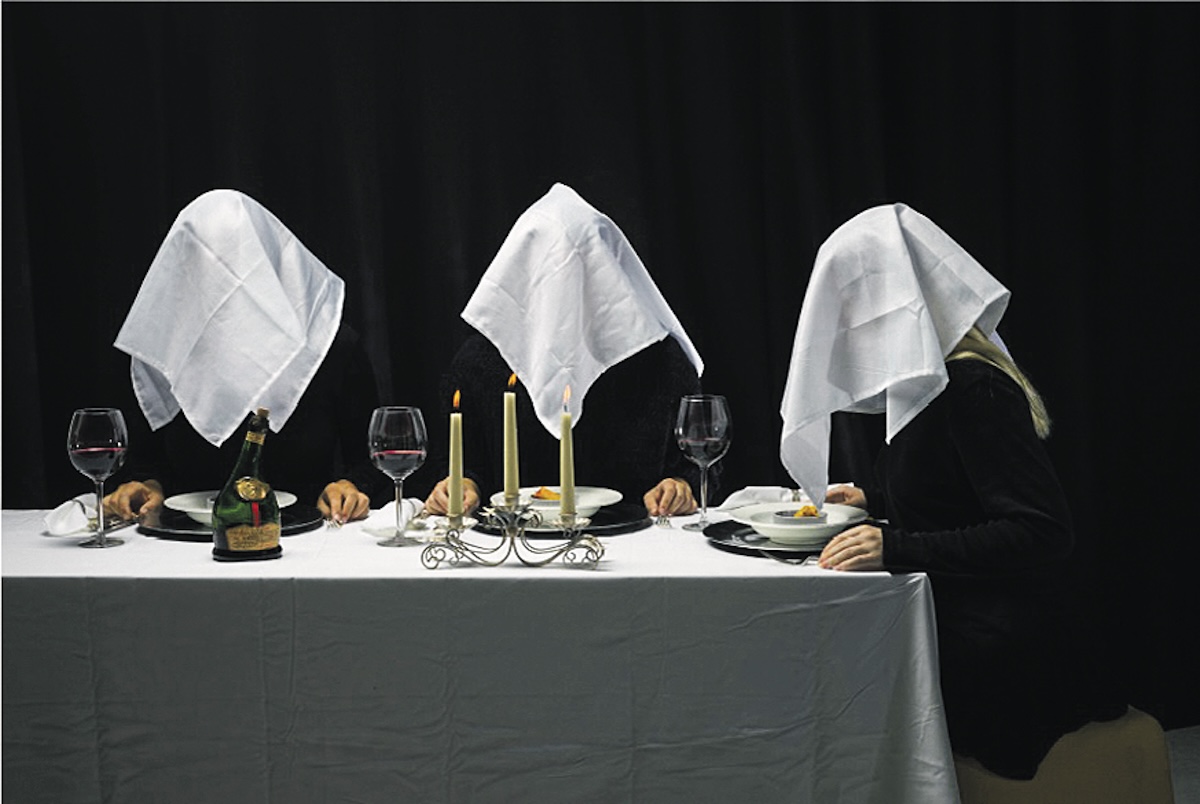 An Ortolan Feast with Covered Heads