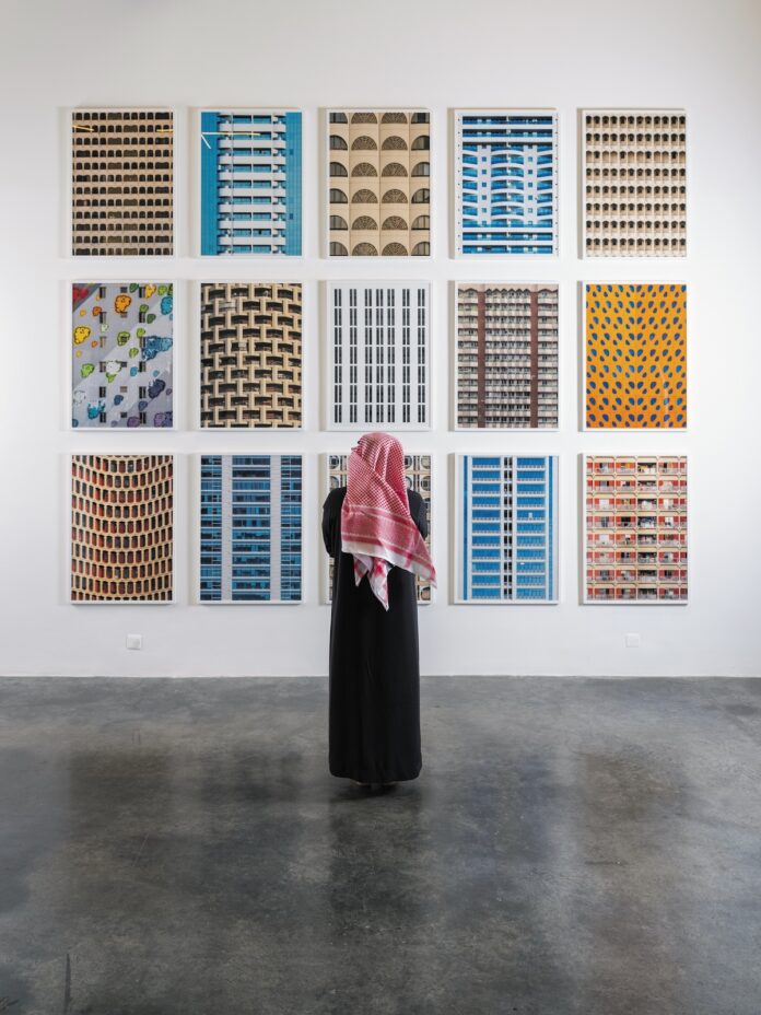 1 P1 Facade to Facade - Gulf Photo Plus